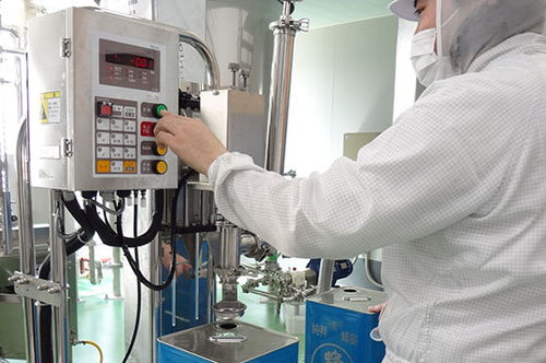 株式会社クボタのはちみつ液体充填機